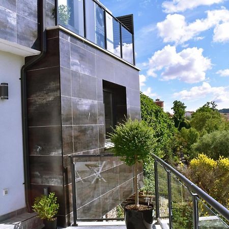 Albergue Hosting Duero Pesquera de Duero Luaran gambar
